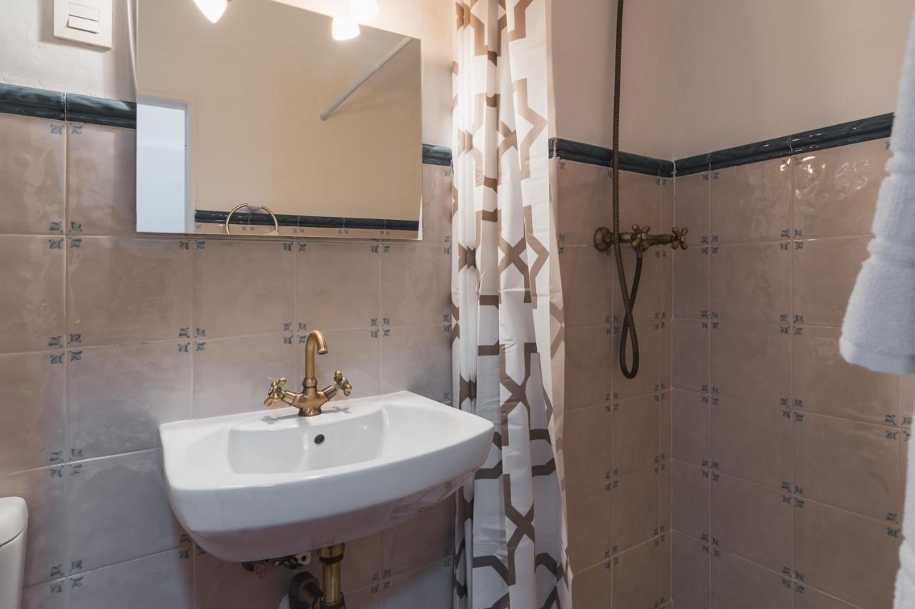 Tuguest Cobertizo Duplex Apartment Granada Buitenkant foto